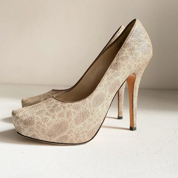 Jean-Michel Cazabat Light Beige  Stingray Skin Classic Round Toe Heels 39.5 - Picture 5 of 14